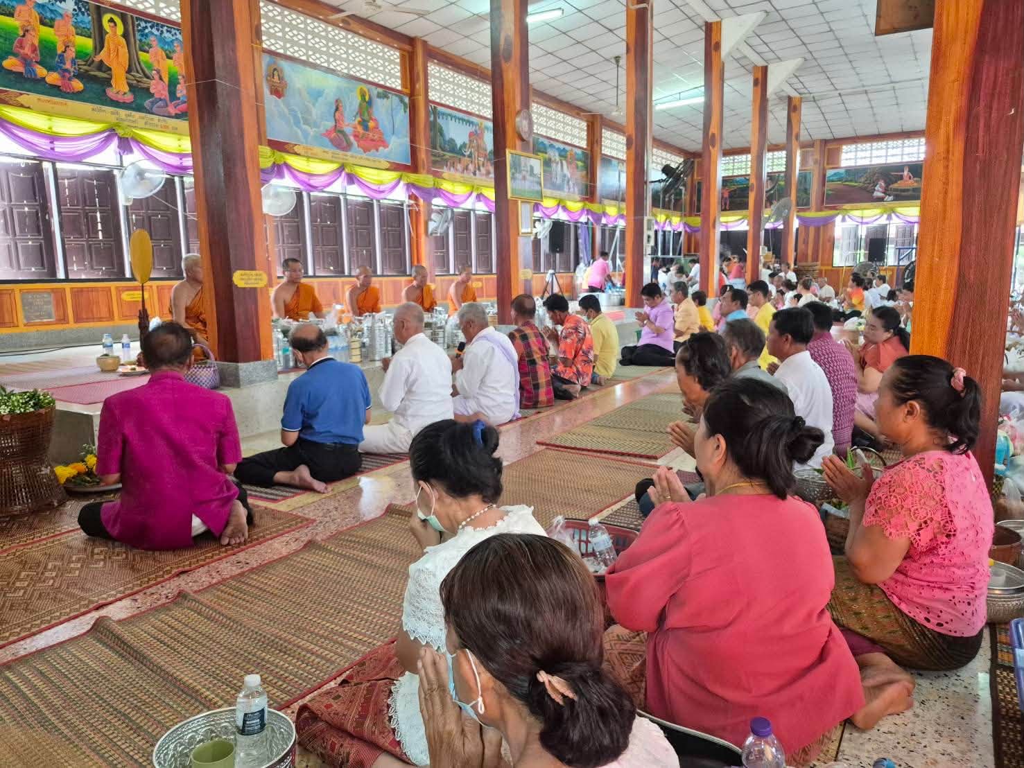 ✨✨พช.เชียงยืน ร่วมสานพลังชุมชนจัดกิจกรรมทำบุญตักบาตรสืบสานวัฒนธรรมไทย ภายใต้โครงการ "หนึ่งตำบลหนึ่งแลนด์มาร์ก" มุ่งสร้างความเข้มแข็งอย่างยั่งยืน